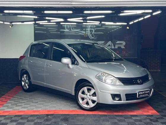 NISSAN TIIDA 1.8 S 16V FLEX 4P MANUAL NISSAN TIIDA 1.8 S 16V FLEX 4P MANUAL